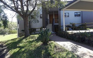 2 Bedroom Apartment in Palm Lakes Estate