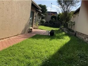 3 Bed House in Halfway Gardens