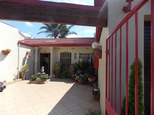 3 Bed Townhouse in Bruma