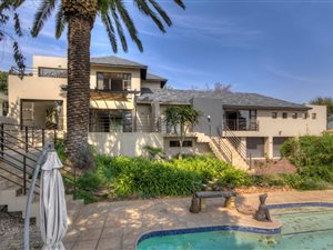 3 Bedroom House in Emmarentia