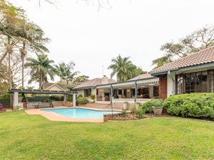 6 Bed House in Kingsview