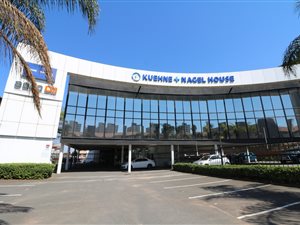 1728 m² Office Space in Bulwer