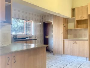 3 Bed House in Birch Acres