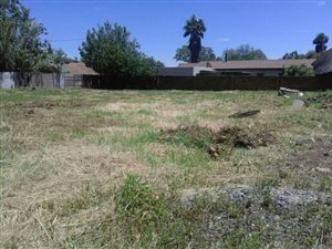 1054 m² Land available in Middelburg South