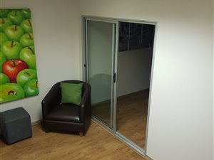 98 m² Office Space in Garsfontein