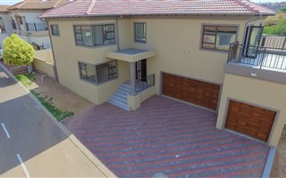 4 Bedroom House in Southcrest