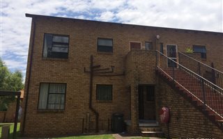 2 Bedroom Flat in Allens Nek
