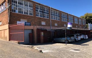 4000 m² Industrial space in Roodepoort Central