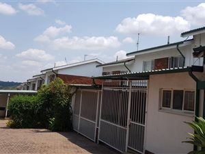 3 Bed Townhouse in Lynnwood Ridge