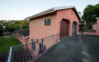 4 Bedroom House in Greenbury