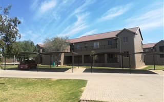 2 Bedroom Apartment in Ruimsig