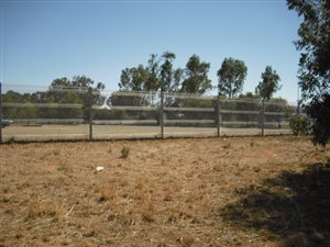 4572 m² Land available in Hamilton
