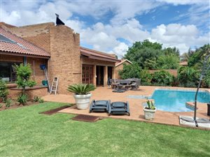 5 Bed House in Gholfsig