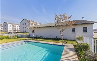 2 Bedroom Apartment in Broadacres