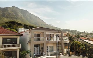 6 Bedroom House in University Estate