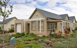 2 Bedroom House in Schonenberg Estate