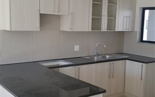 3 Bedroom Townhouse in Parklands North
