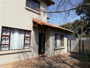 4 Bed Duet in Menlo Park