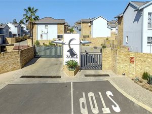 3 Bed Duplex in North Riding