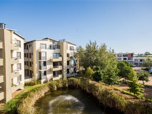 3 Bed Apartment in Somerset West Central