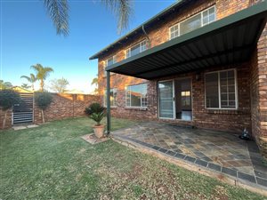 2 Bed Townhouse in Wierda Glen