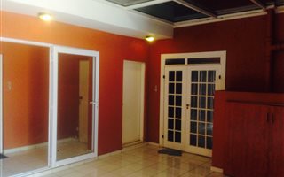 1 Bedroom Apartment in Cyrildene