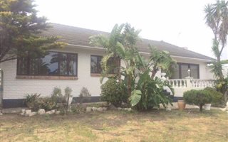 4 Bedroom House in Milnerton Central