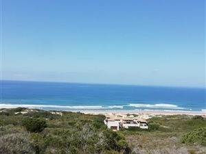 3685 m² Land available in Moquini Coastal Estate