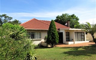 2 Bedroom House in Roosevelt Park