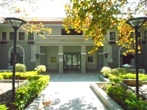 369 m² Office Space in Hyde Park