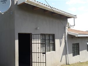 3 Bed House in Lovu