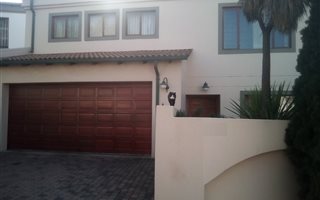 3 Bedroom Townhouse in Centurion Golf Estate