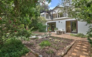 4 Bedroom House in Penzance Estate