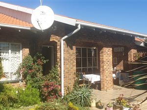 3 Bed Cluster in Elma Park