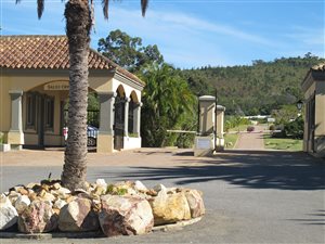 1200 m² Land available in Schoongezicht