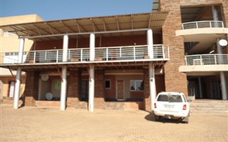 160 m² Office Space in Burgersfort