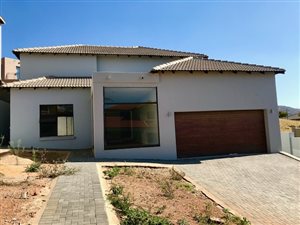 3 Bed House in Pinehaven