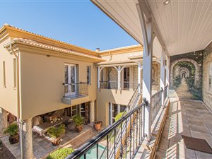 4 Bed House in Waterkloof