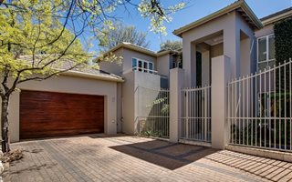 4 Bedroom Cluster in Atholl