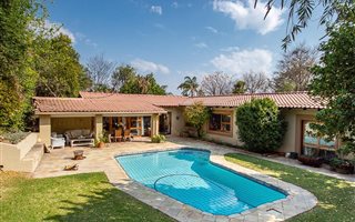 4 Bedroom House in Bryanston