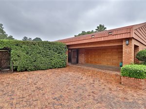 3 Bed Townhouse in Three Rivers East
