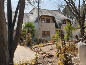 3 Bed House in Chartwell