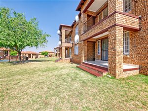 2 Bed Apartment in Erand Gardens
