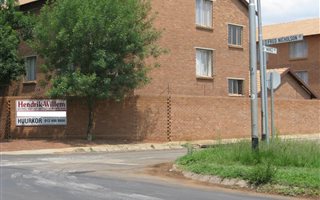2 Bedroom Apartment in LesMarais