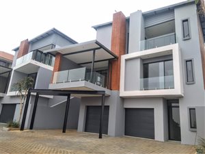 3 Bed House in Waterkloof Ridge