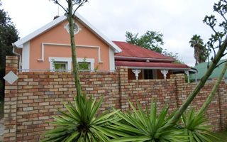 2 Bedroom House in King Williams Town