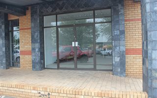 50 m² Commercial space in Melodie