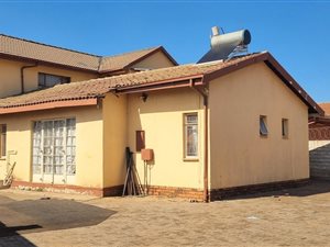 Commercial space in Lenasia