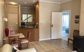 2 Bedroom Apartment in Melrose Estate