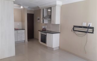 2 Bedroom Apartment in Groenkloof